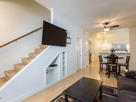 4th image of 614 N Via Colinas