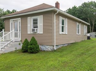 27 Yates Ave, Coventry, RI 02816