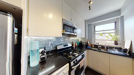 Rented by Chase Global Realty Corp