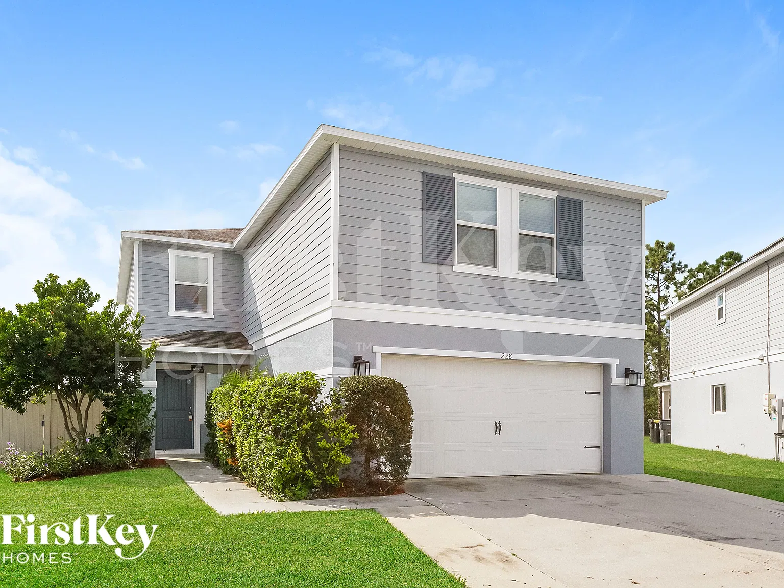 5 bed, 3.0 bath, 2640 sqft, $3,345 — Photo 4