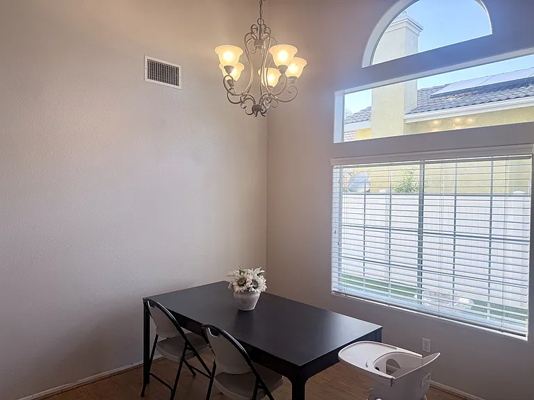 26587 Alta Ave — Photo 6