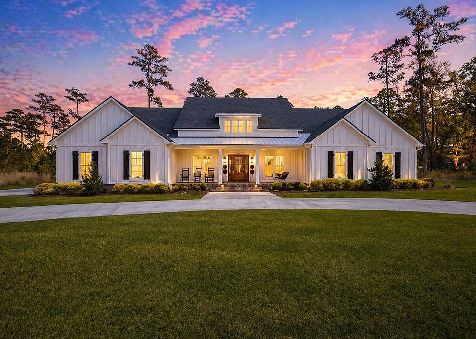 1st image of 3824 Timber Ridge Rd
