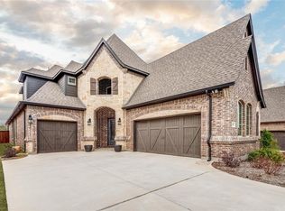4446 Vineyard Creek Dr, Grapevine, TX 76051