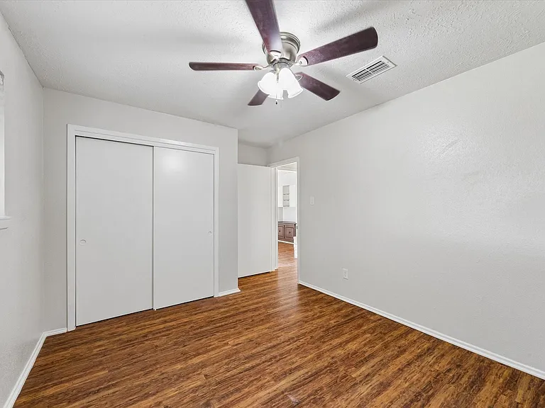 17134 Barcelona Dr — Photo 23