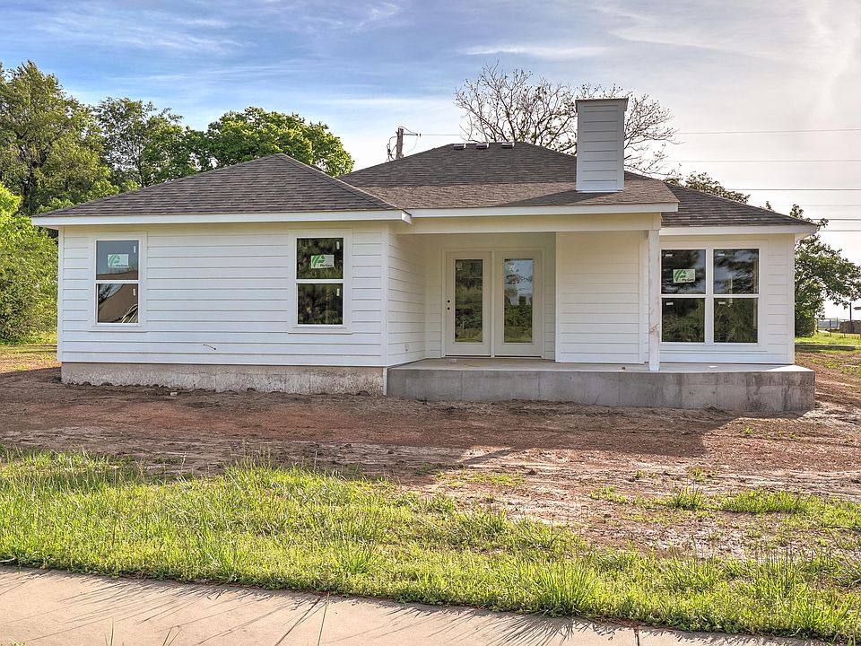 2nd image of 1091 Coleman Dr