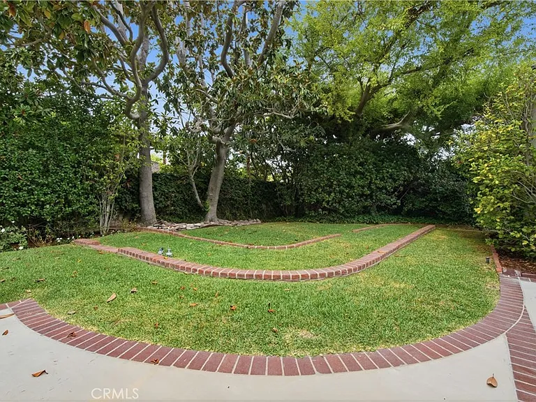 1536 Bradbury Rd — Photo 25