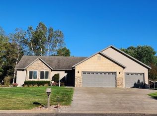 1003 Heritage Ct, Merrill, WI 54452