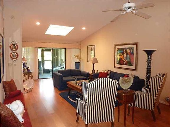 Home For Sale In Palm Chase Lakes
