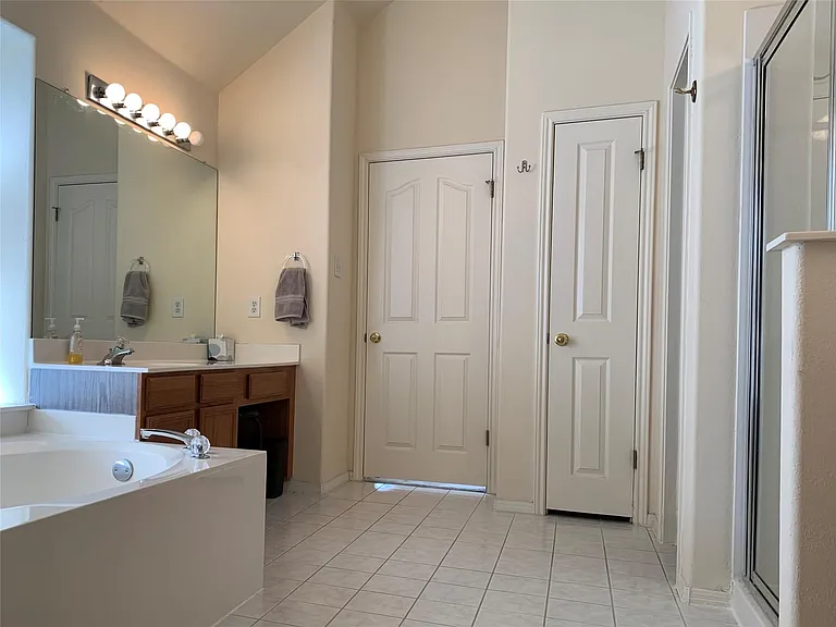 12720 Twisted Briar Ln — Photo 21