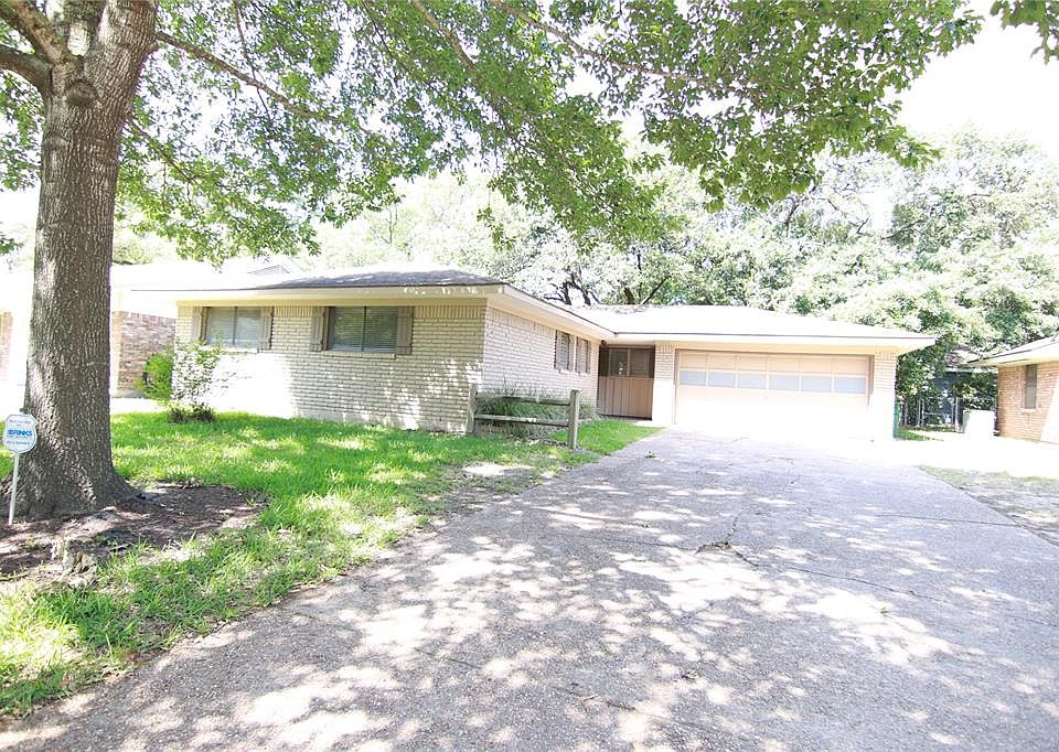 1st image of 1433 Wisterwood Dr