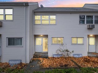 68 Hope St APT 10, Stamford, CT 06906