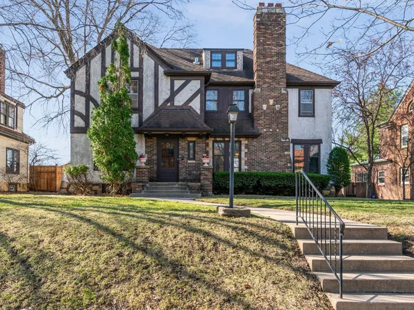 1786 Pinehurst Ave, Saint Paul, MN 55116