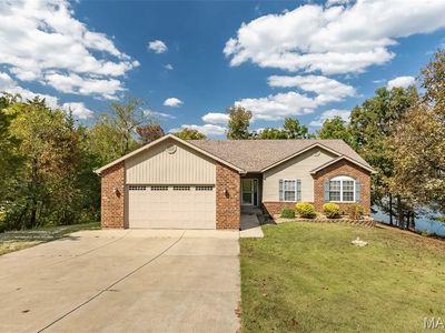 1899 Deer Run Trl, Pacific, MO, 63069