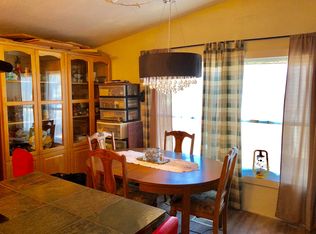 1686 Rainbow Dr, Springfield, OR 97477