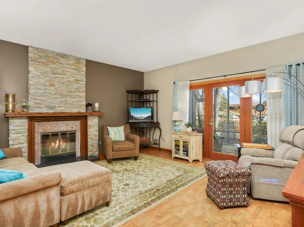 7021 W 110th Street Cir #10, Bloomington, MN 55438