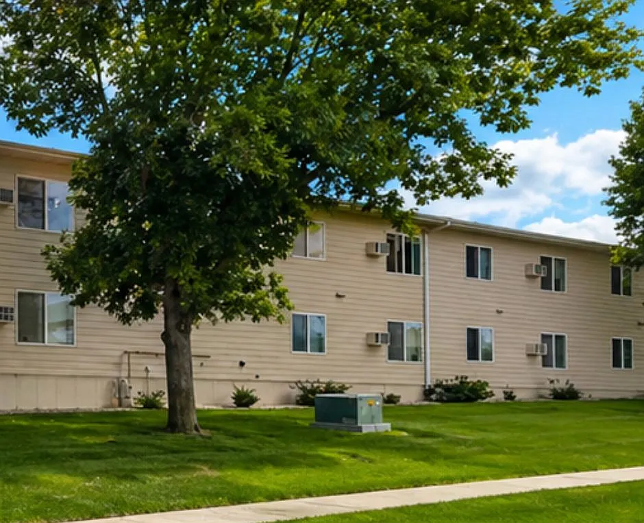 Cedar Ridge Apartments — Photo 3