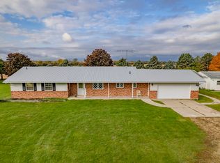 5618 N Armour Rd, Stillman Vly, IL 61084