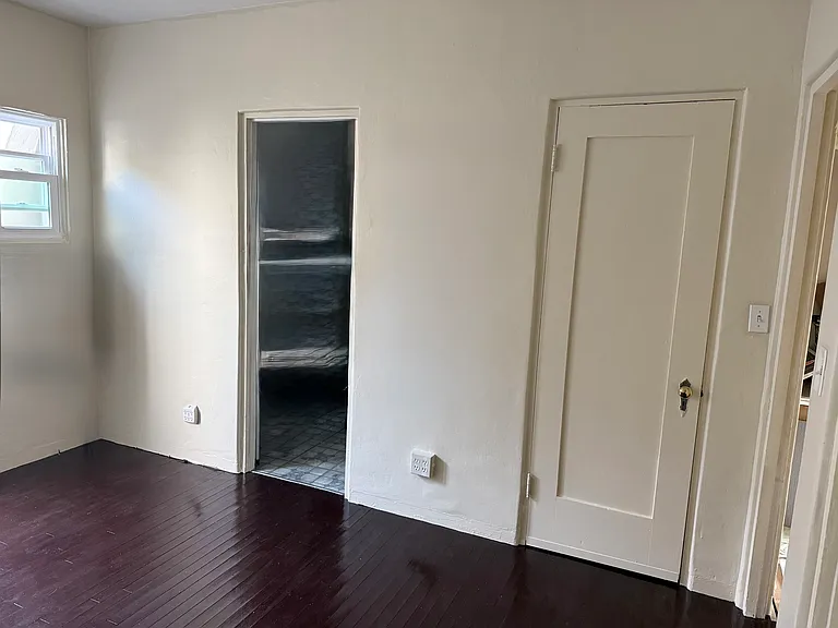 3605 4th Ave — Photo 4