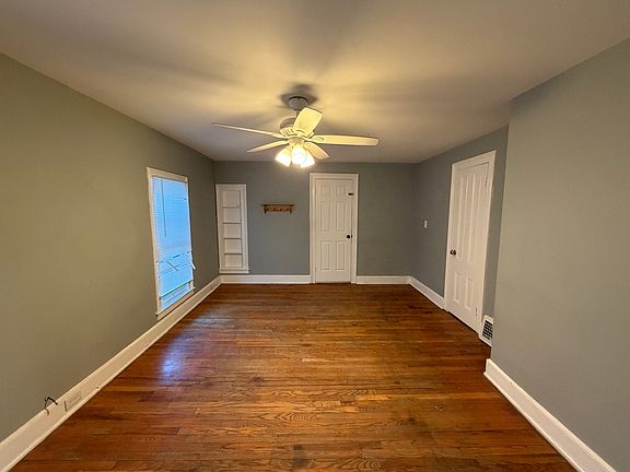 3rd image of 190 Hawley St #2
