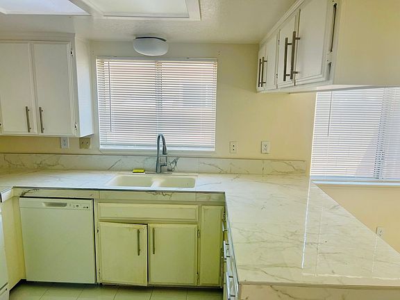4th image of 13330 Stoneridge Dr