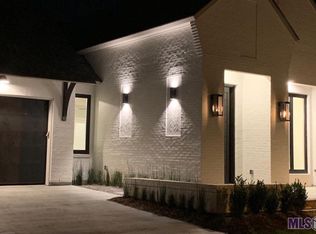 2872 Lexington Lakes Ave, Baton Rouge, LA 70810