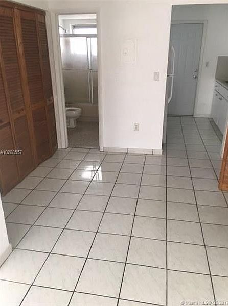 1st image of 944 Meridian Ave APT 10