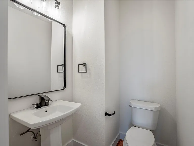 6320 Del Rio St — Photo 24