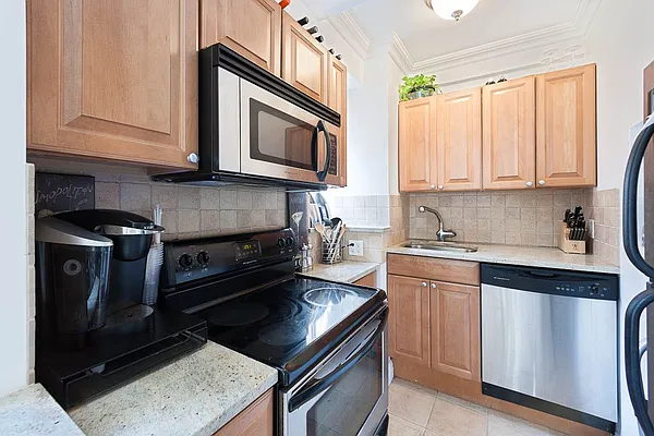 Rented by Compass | media 15