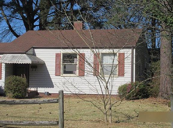 2nd image of 908 Jewell Ave