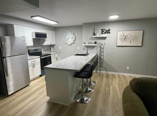 1819 4th St SW #3, Mason City, IA 50401