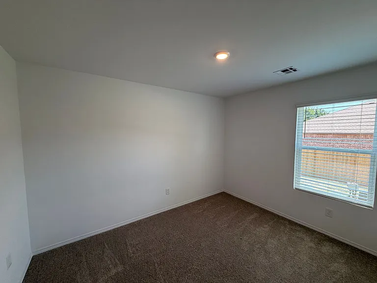 4323 S Blackberry St — Photo 8