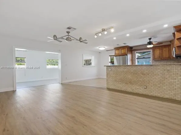 2650 NW 67th Ter, Margate, FL 33063