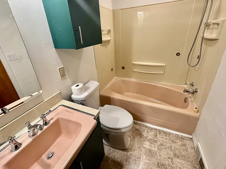 2019 Selkirk Pl — Photo 20