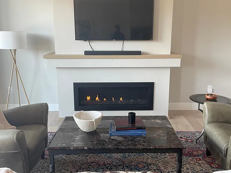 213 Lewies Cir — Photo 1