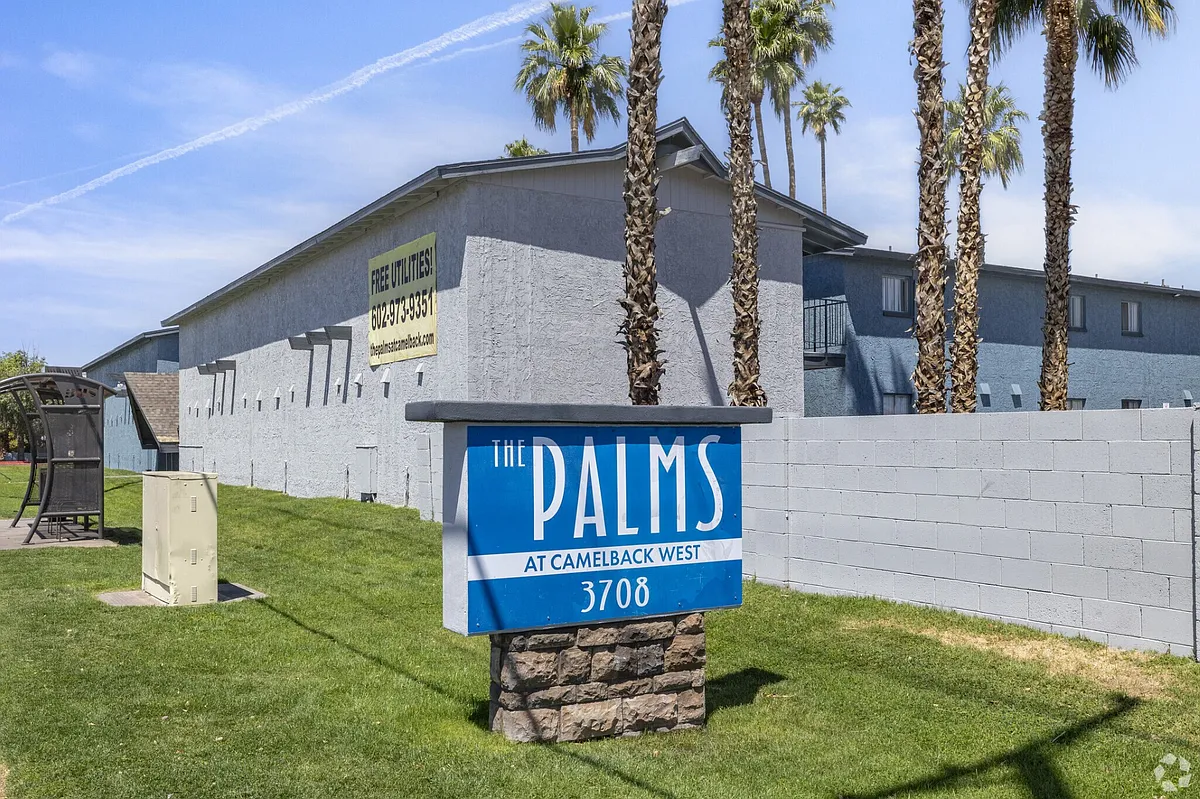Building Photo - The Palms at Camelback West