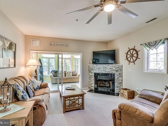 5th image of 34363 Summerlyn Dr APT 212