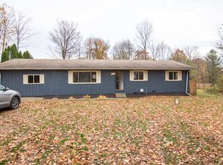 25060 McKenzie St, Dowagiac, MI 49047