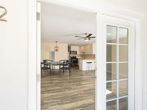 5th image of 603 Sunset Dr #2
