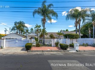 5512 Wilbur Ave #A, Tarzana, CA 91356