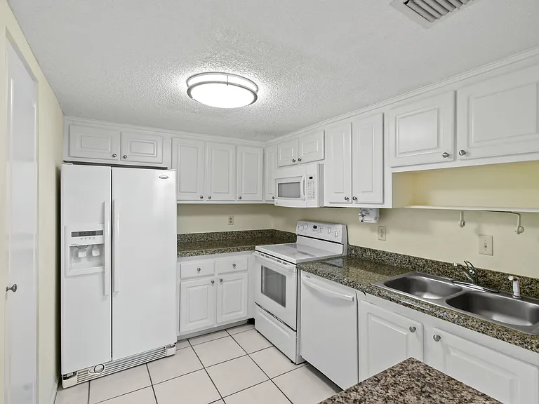 2800 N Ocean Dr #A-8B — Photo 7