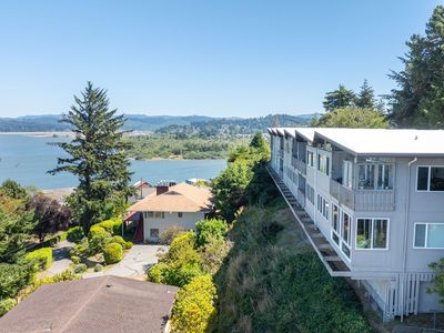 290 N 3rd Ct APT 7, Coos Bay, OR, 97420