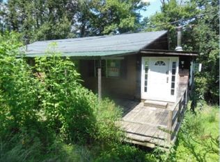 134 Lookout Ct, Naoma, WV 25140