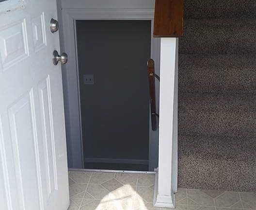 2nd image of 439 Glenview Ct