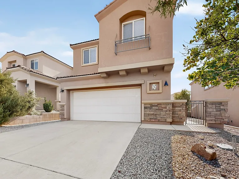 2323 Margarita Dr SE — Photo 5