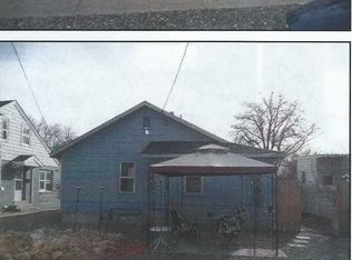 426 N Bernard St, Powell, WY 82435