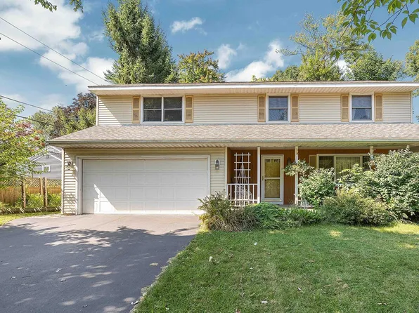 26 Maywood Road, Bethlehem, NY 12054