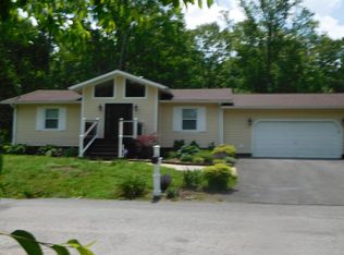 135 Denise Dr, Speedwell, TN 37870