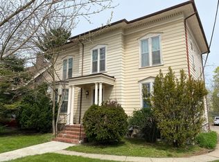 834 W Huron St APT 5, Ann Arbor, MI 48103