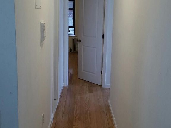 2nd image of 81 W 127th St APT 4A