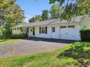 87 Curve Hill Rd, Cheshire, CT 06410